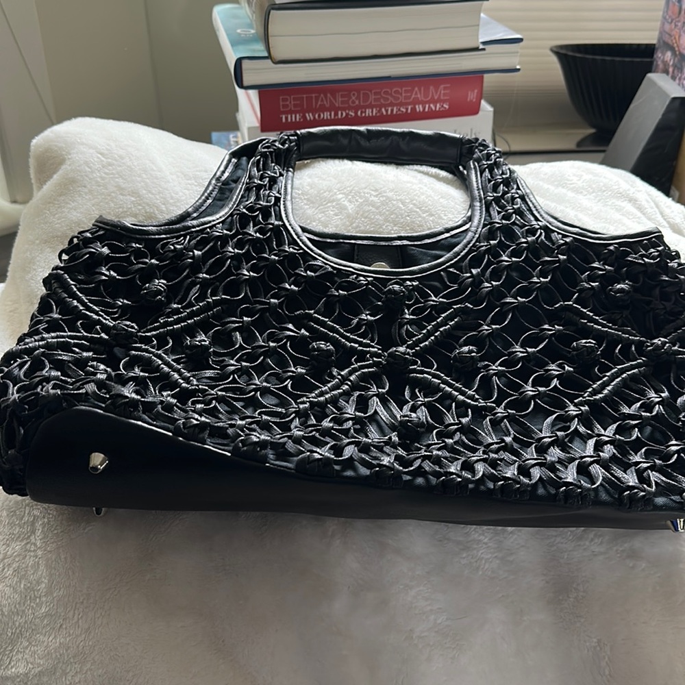 Great lightweight summer bag!